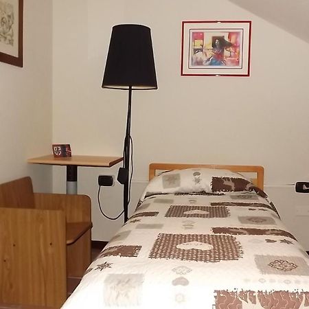 B&B I Tre Nuraghi Macomer Rum bild